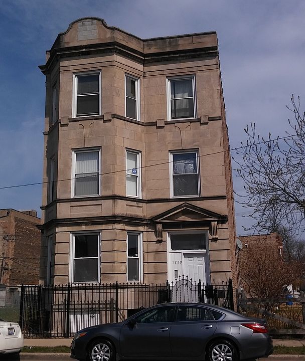 1st image of 1229 S Central Park Ave #3