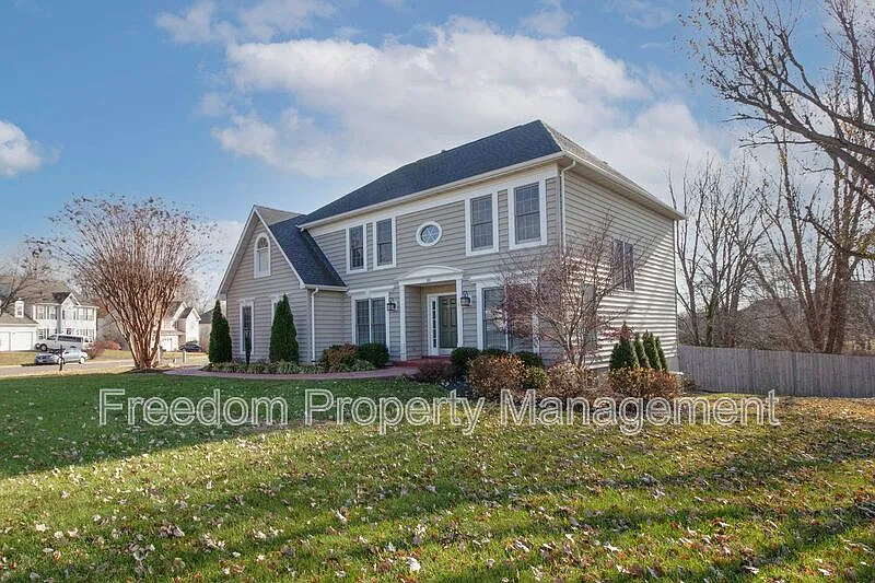 80 Brookshire Dr