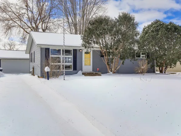 408 17th St E, Hastings, MN 55033