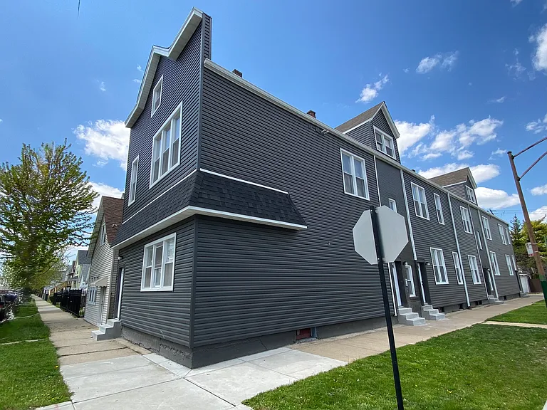 3300 W Pershing Rd #3M — Photo 1