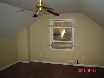 3rd image of 16027 Eastburn St