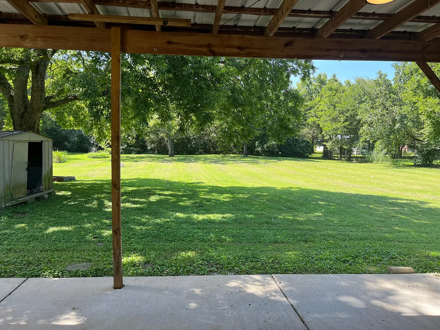 2 bed, 1000 sqft, $1,400 — Photo 3