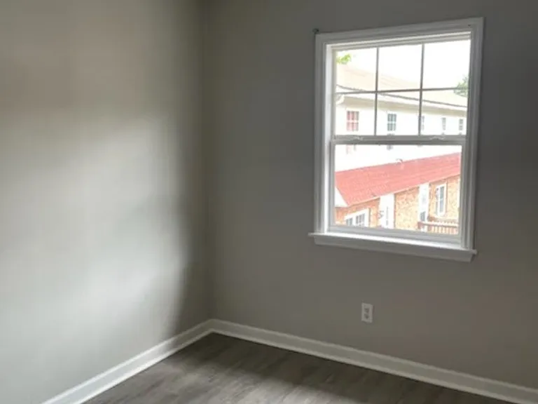 3228 Kanawha Terrace — Photo 11