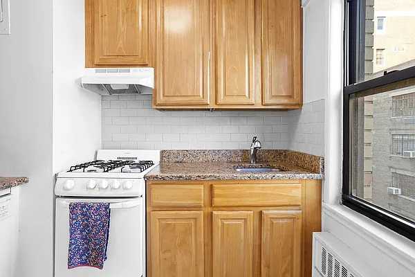 Rented by Compass | media 5