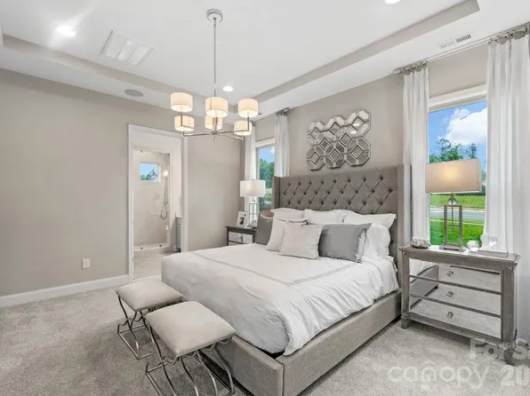 154 Goorawing Ln, Mooresville, NC 28115