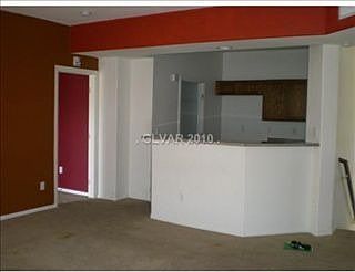 3rd image of 5855 Valley Dr Unit 2047