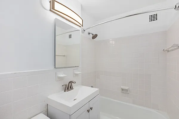 Rented by GoodRock Realty | media 17