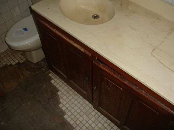 3rd image of 4115 Scarritt Ave