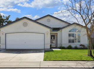 1517 Adriana Way, Escalon, CA