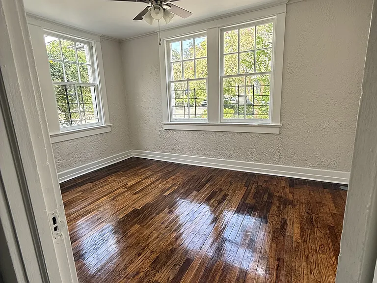 3300 Prytania St #2 — Photo 3