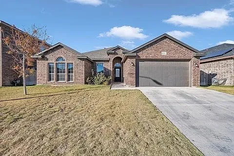 4 bed, 2.0 bath, 2291 sqft, $3,400 — Photo 3