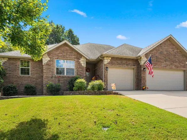 3852 W Village Terrace, Springfield, MO 65810