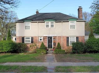 201 Gillette Ave, Springfield, MA 01118