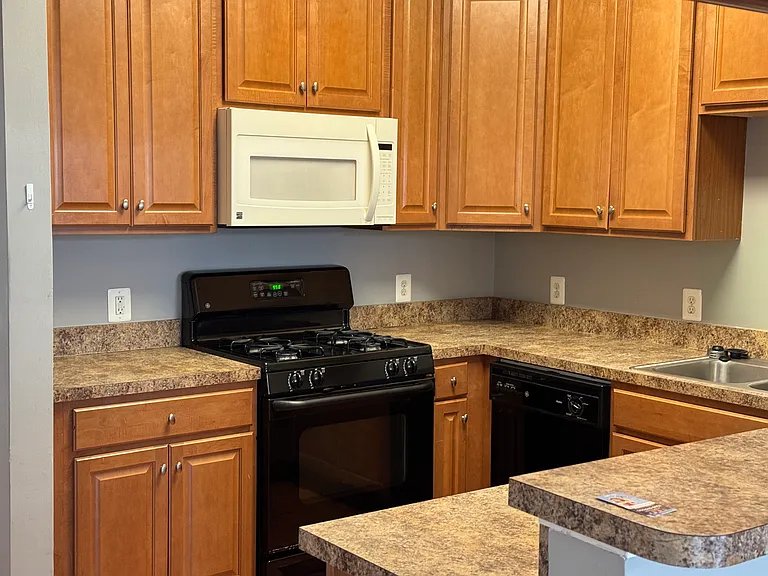 1821 Cedar Cove Way #101 — Photo 27