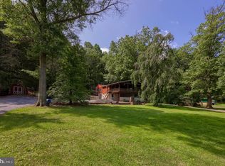 220 Resh Rd, Reinholds, PA 17569