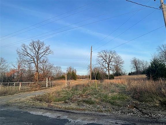 3rd image of 16665 S Maple Dr