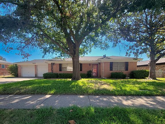 2nd image of 1124 Harrison Ln