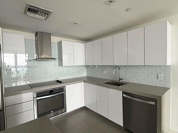 4th image of 1600 NE 1st Ave APT 3617