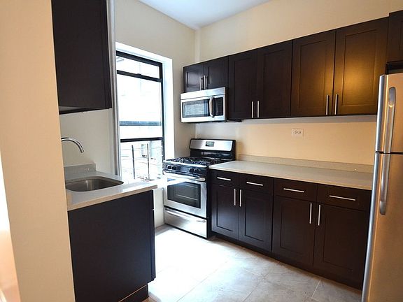 3rd image of 507 W 139th St #1BB