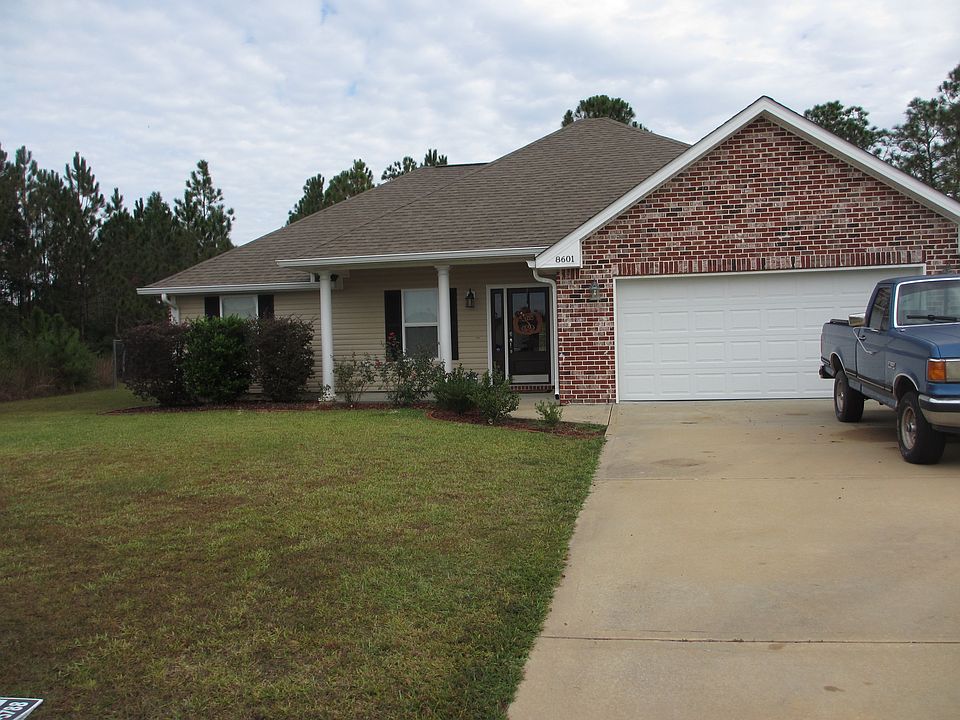 1st image of 8601 Pinoak Ln