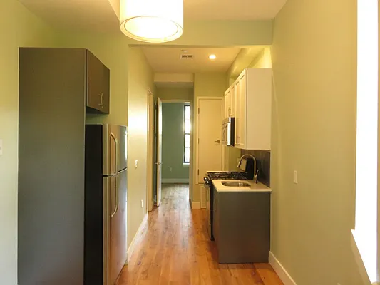 Rented by Rennit Inc. | media 69