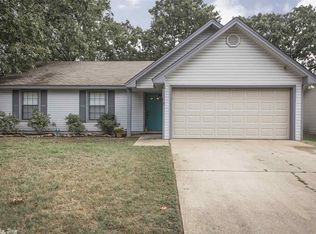 6404 Lakewood Dr, Jacksonville, AR 72076