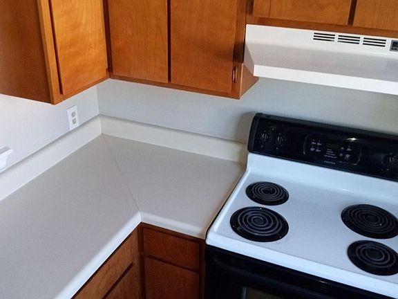 5th image of 1138 Park St #1138