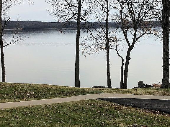4th image of 560 Moon Bay Dr Unit 1