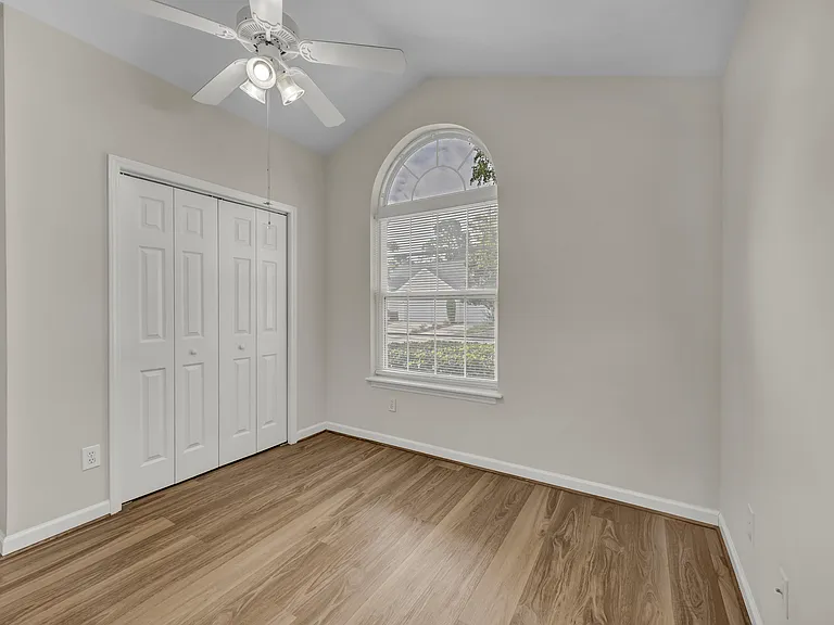 3809 Mayfield Ct — Photo 14