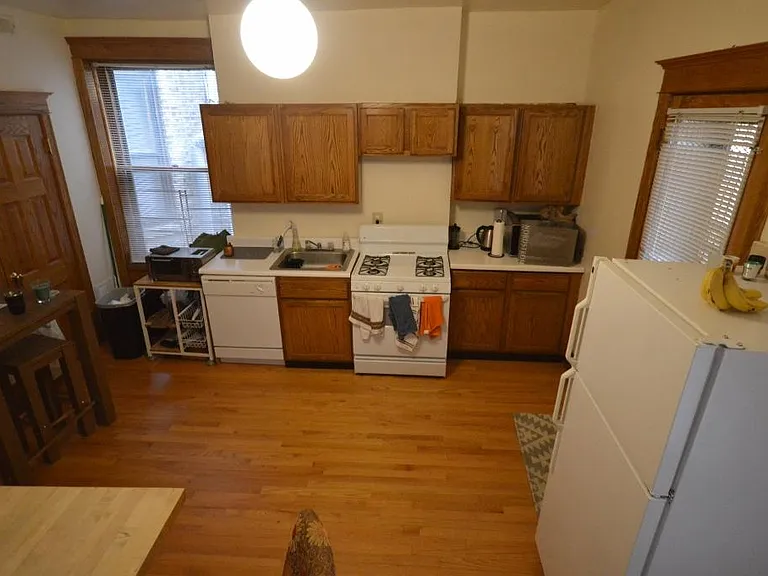 850 W Waveland Ave #2 — Photo 5