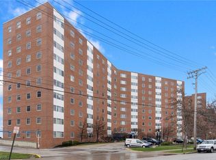 11850 Edgewater Dr APT 122, Lakewood, OH 44107