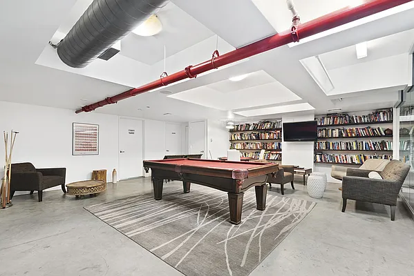 Rented by Compass | media 21