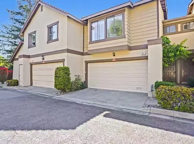 65 Harvey Ter — Photo 1