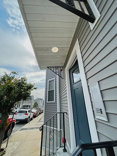 34 Falcon St #1 Photo 1