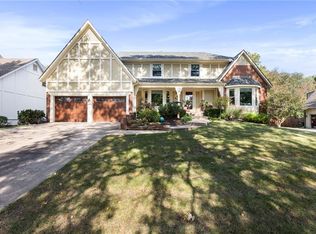 8108 W 98th Ter, Overland Park, KS 66212