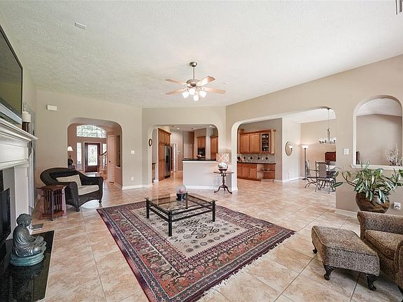 4th image of 8622 Jackson Creek Bend Ln