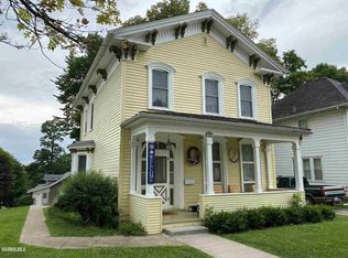 102 N Main St, Mount Carroll, IL 61053