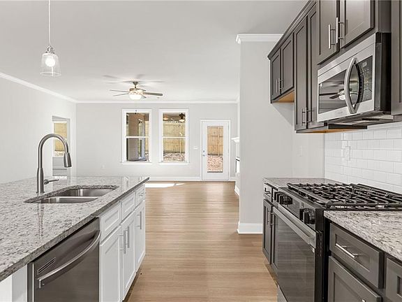 4th image of 2489 Anhinga Dr