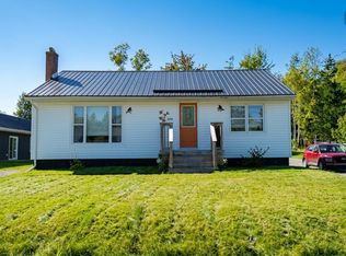 158 Woodlawn Dr, Sydney River, NS B1S 1H9