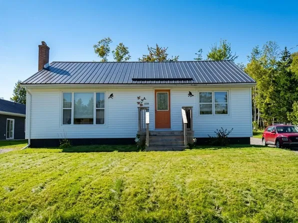 158 Woodlawn Dr, Sydney River, NS B1S 1H9