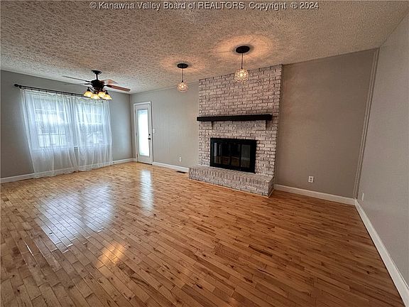 5th image of 5332 Luray Ln