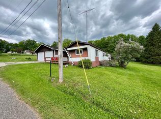 7926 4th St, Alvin, WI 54542