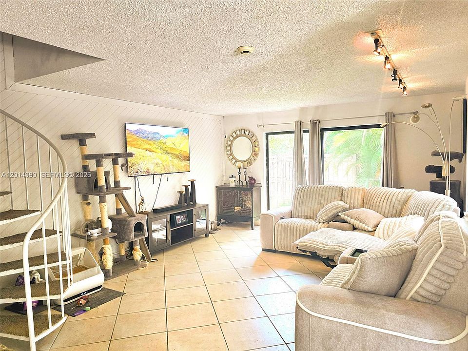 1st image of 2989 Bird Ave #1