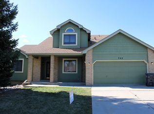 743 Bear Creek Dr, Fort Collins, CO 80526
