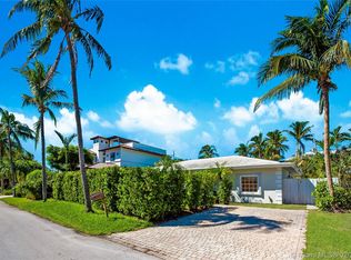 320 Harbor Ct, Key Biscayne, FL 33149