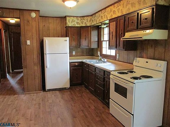 3rd image of 11243 East St