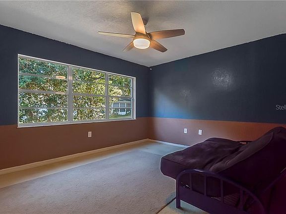 3rd image of 5 Rosewood Dr