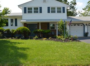13 Kierst St, Parlin, NJ 08859