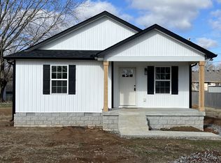 102 McDowell St, Portland, TN 37148
