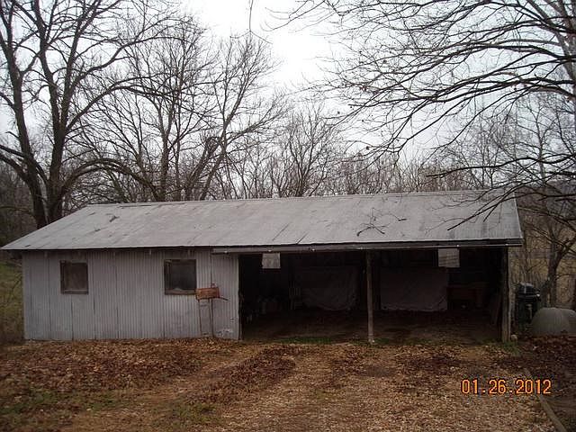 2nd image of 626 Fickinger St